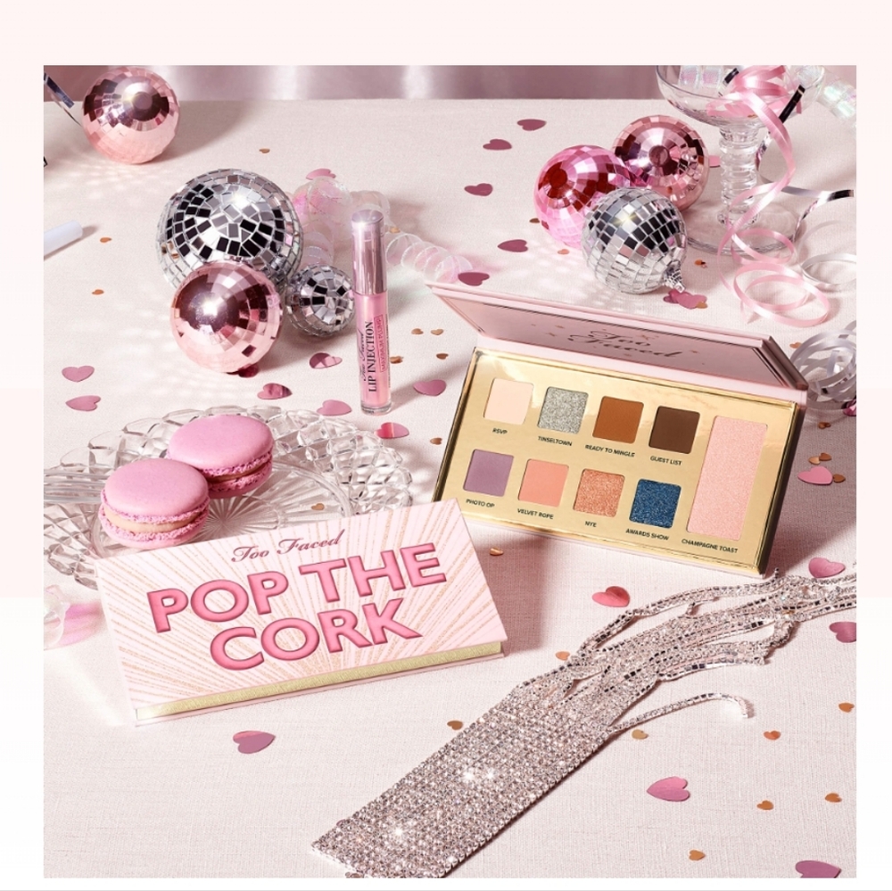 Two faced pop the cork limited edition NWT